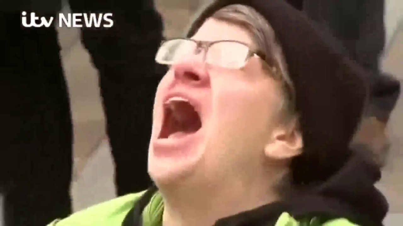 (Darth Vader NOOOO) Anti-Trump protester screams in agony