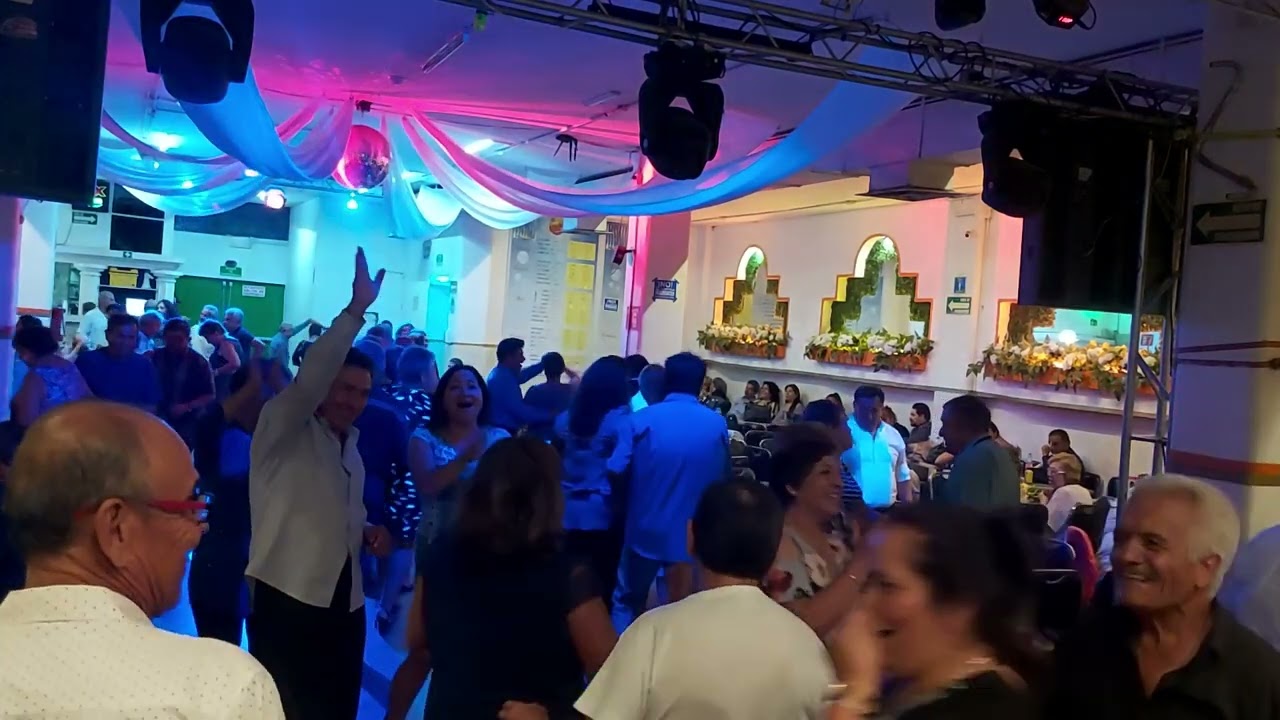 Cumbia de la Sabrosa... en el Candela, con la Magistral orquesta... 12/6/23