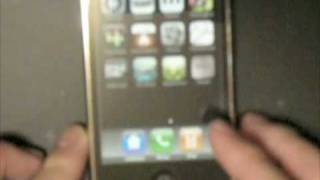 Playing the "Simple Drummer" iPhone app screenshot 4