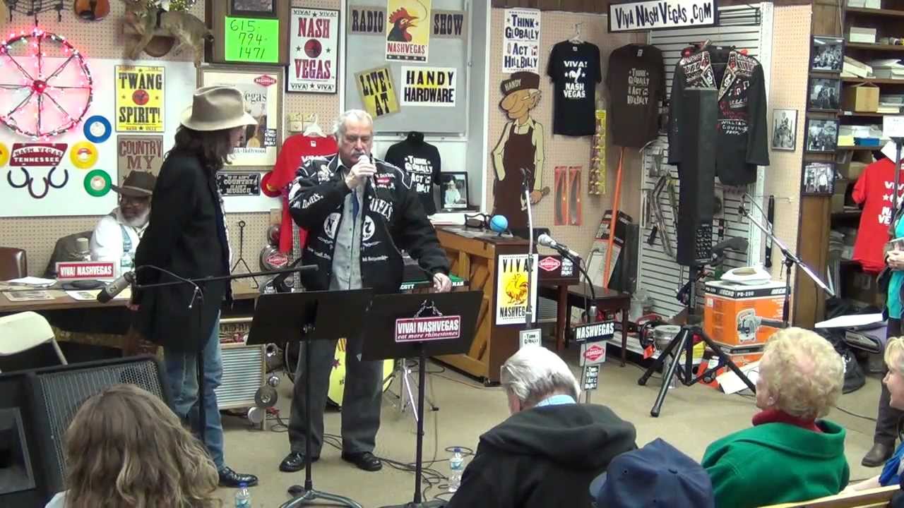 americana salon Chris R. Jackson of Britain's "Americana Intl. Festival" on the "Viva! NashVegas® Radio Show"