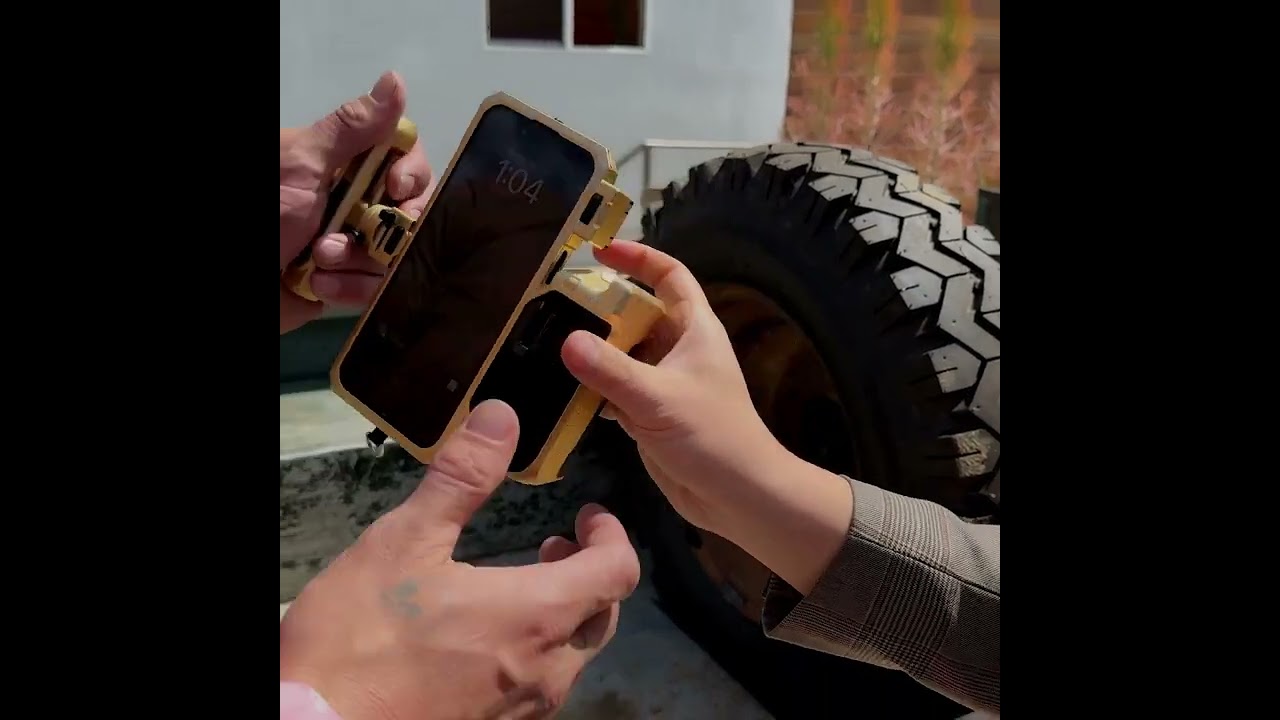 Khronos x On the Roam iPhone 16 Pro/Pro Max Gold Edition 