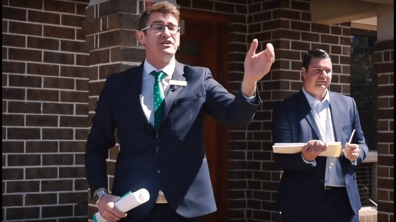 BLACKBIRD & WREN, AUCTION 1/2 AGAR PLACE SUNBURY YouTube