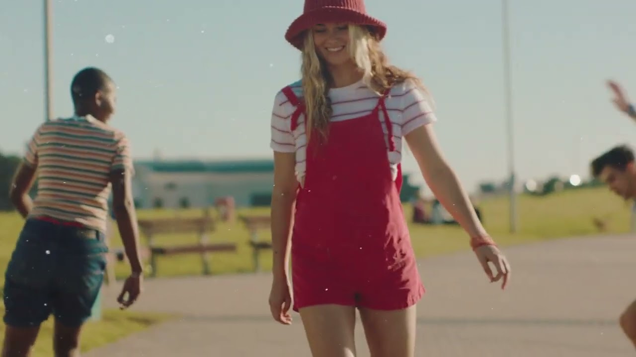 Skye Holland x Steve Kroeger - Dreams