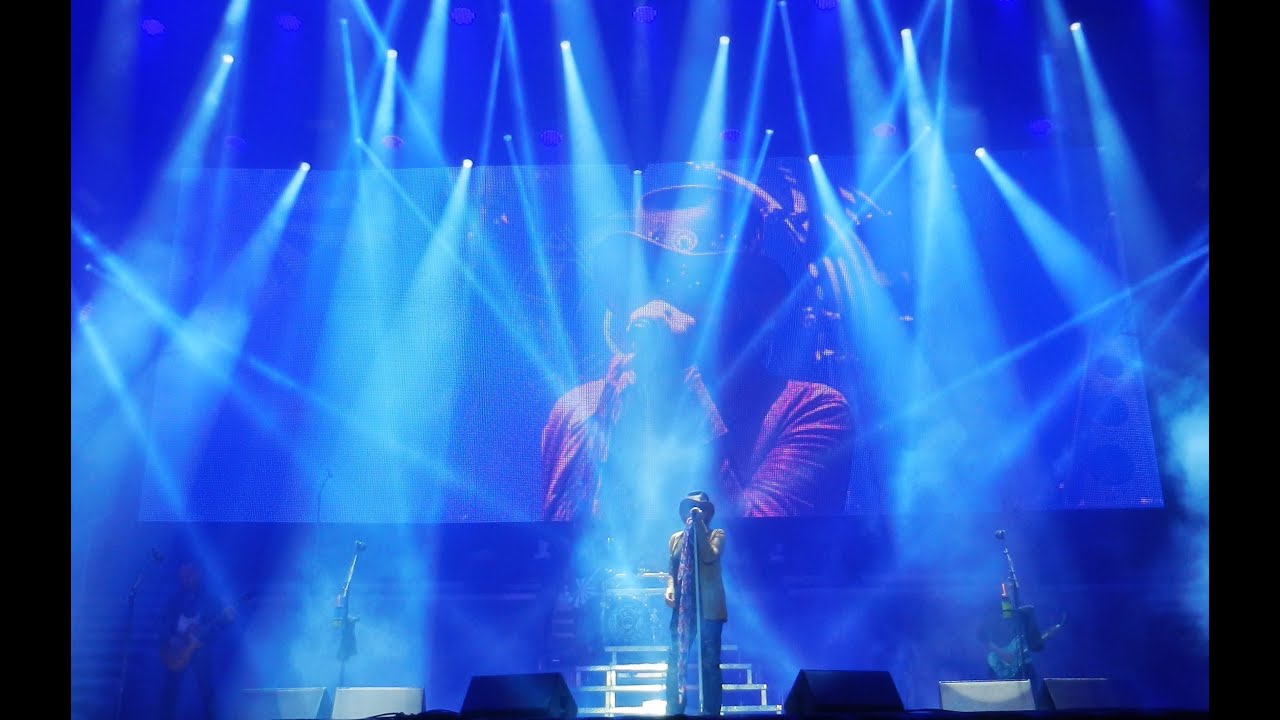 Def Leppard - Let's get Rocked [Hellfest 2013 - Clisson] - YouTube