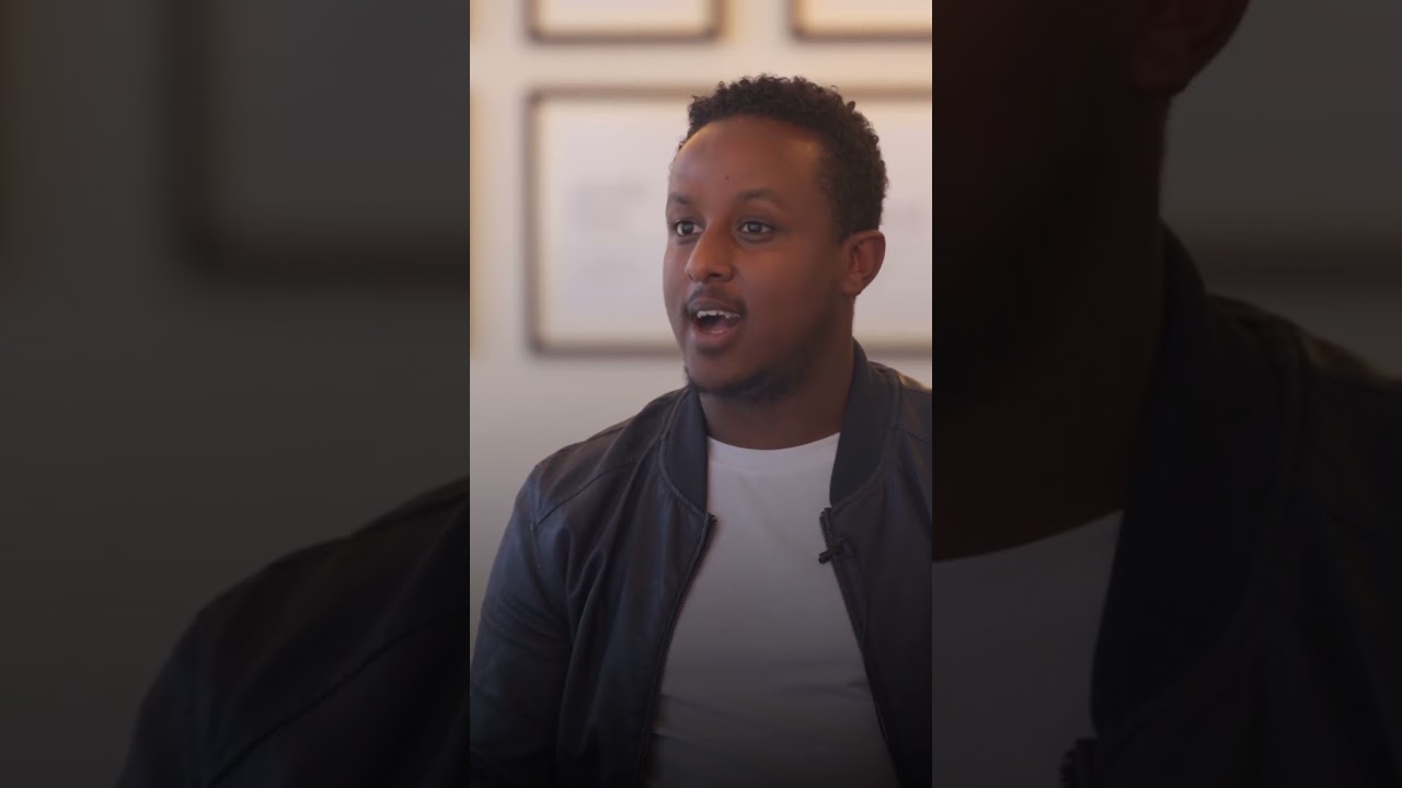 እነሆ ንጉሥሽ