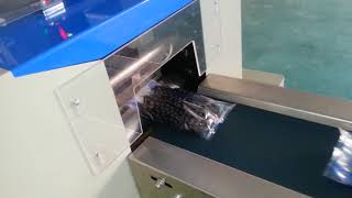 Coretamp pillow package machine, KT-450X, for chain package