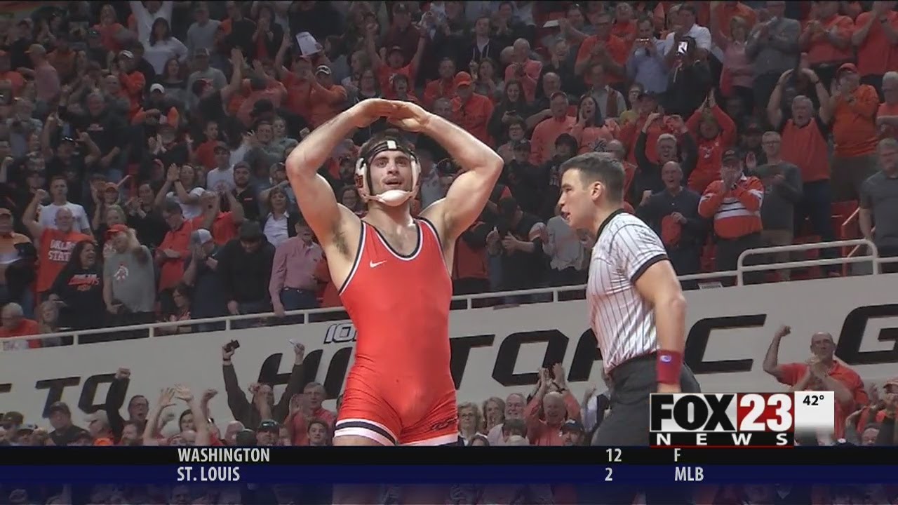 VIDEO Oklahoma State wrestling beats Iowa in front of sellout crowd