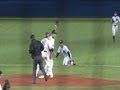 敵将もガックシ… 井口資仁の圧巻過ぎたダイビングキャッチ - YouTube