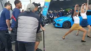 Simplified reenactment of La La Land crane shot with Steadicam and Chapman Leonard