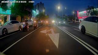 快譯通 Abee M988 高雄 博愛路 晚