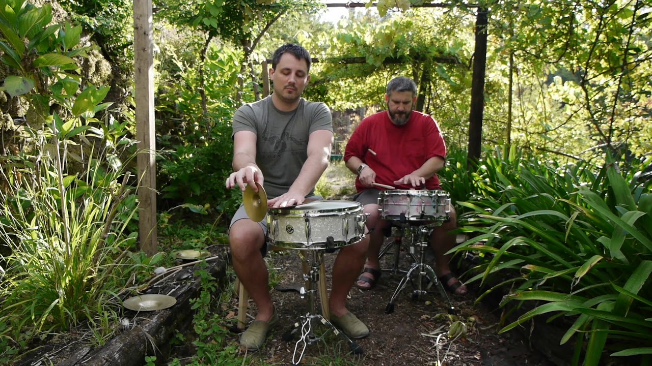 Rodrigo Constanzo & Ray Evanoff - Outdoors 2/5