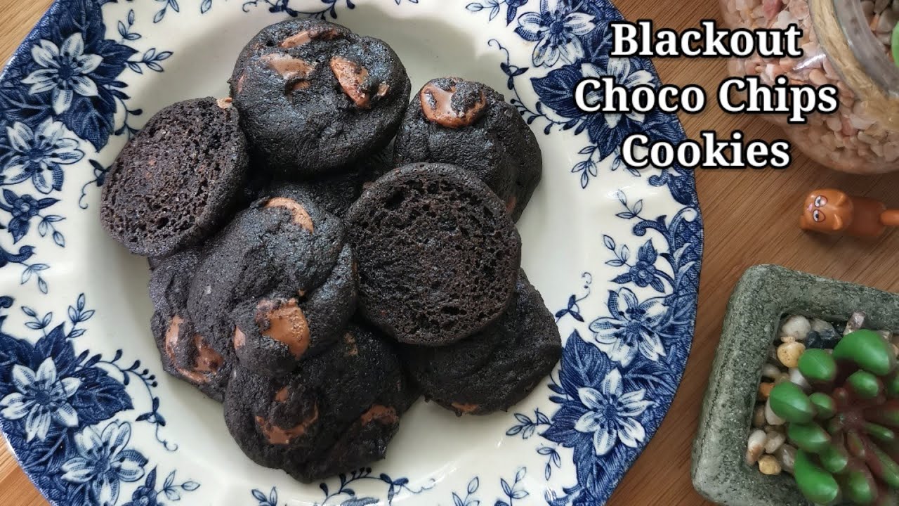 RESEPI BLACKOUT CHOCO CHIPS COOKIES. SUPER CRUNCHY & CHOCOLATY. SEDAP