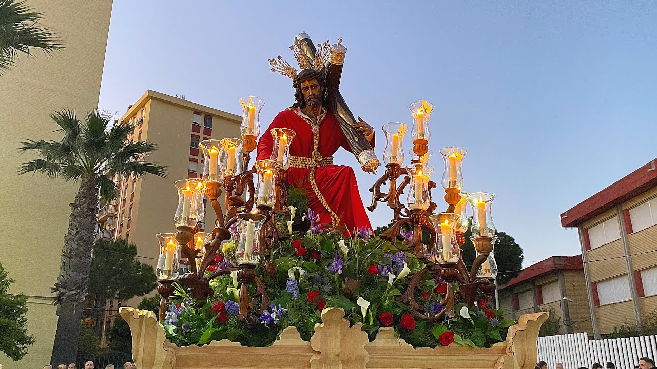 Salida procesional del Cristo de la Salud de Nueva Sevilla | BCT Las Cigarreras | 2025