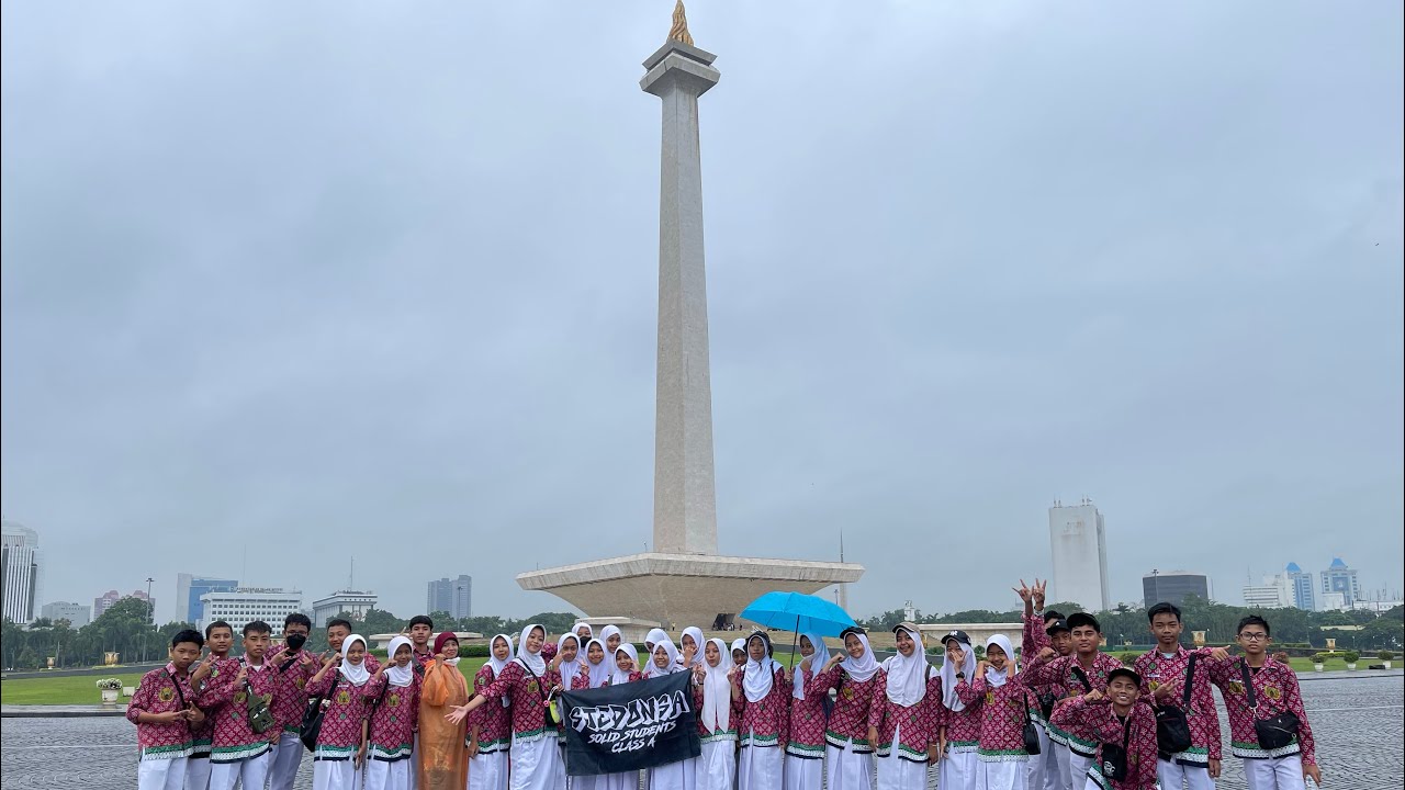 SMP N 1 Nanggulan outingclass goes to Jakarta Bandung w/ Nuansajayawisata