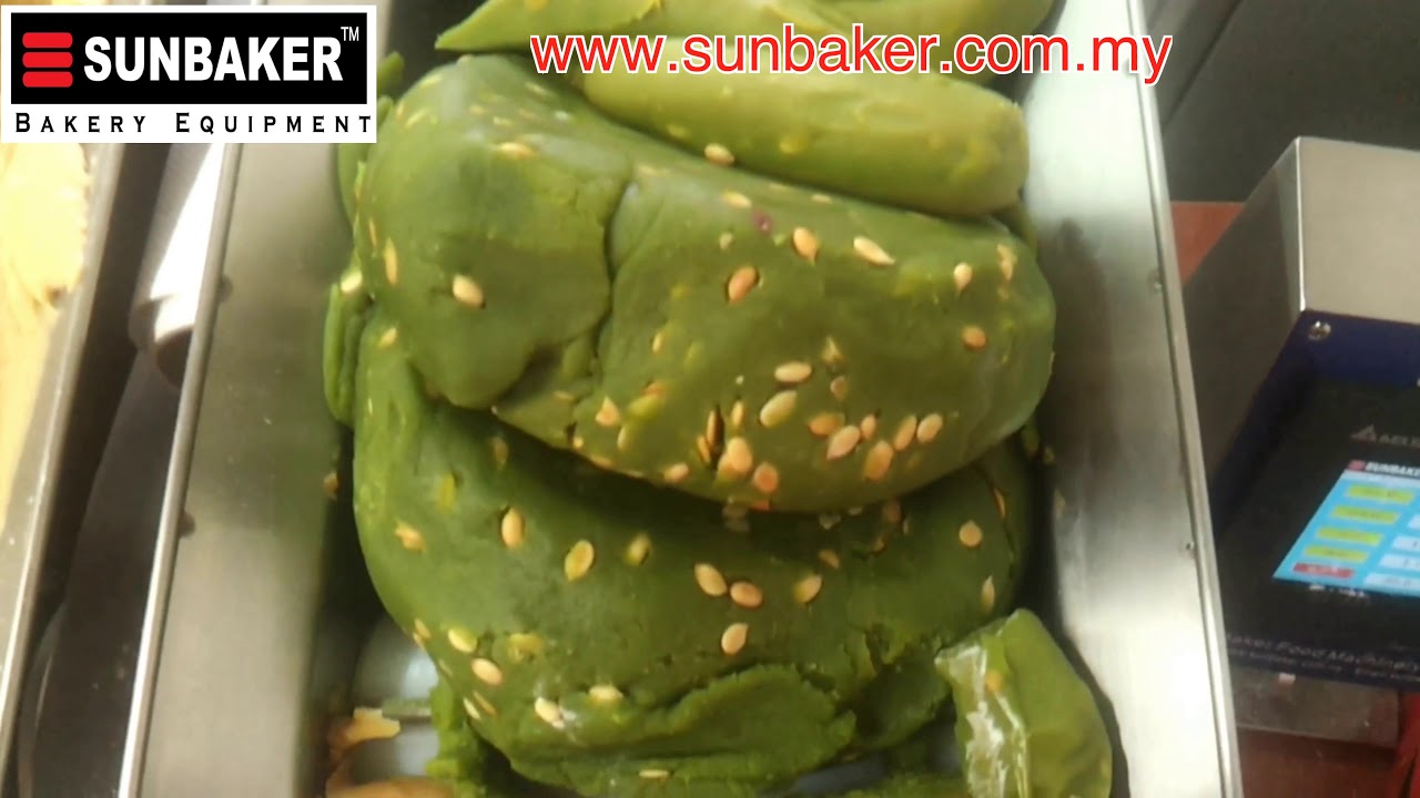 Moon Cake(翡翠月饼)