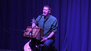 DAOIRI FARRELL  -  DARK HORSE ON THE WIND (LIAM WELDON)