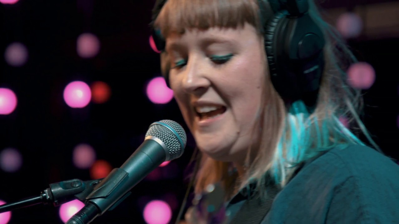 Penelope Isles - Gnarbone (Live on KEXP) adlı videoyu YouTube'da izle Penelope Isles - Gnarbone (Live on KEXP) adlı videoyu YouTube'da izle