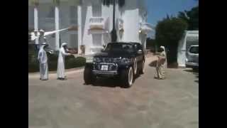 Арабский шейх показал своего черного паука! Красивое авто, красивое авто видео, авто будущего!