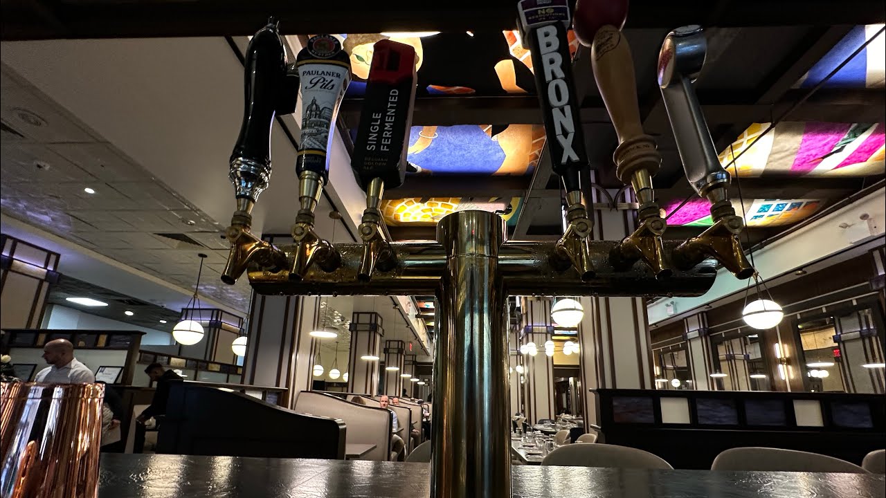 Mr Broadway kosher restaurant NYC 🎶 