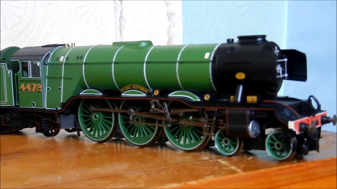 hornby flying scotsman train