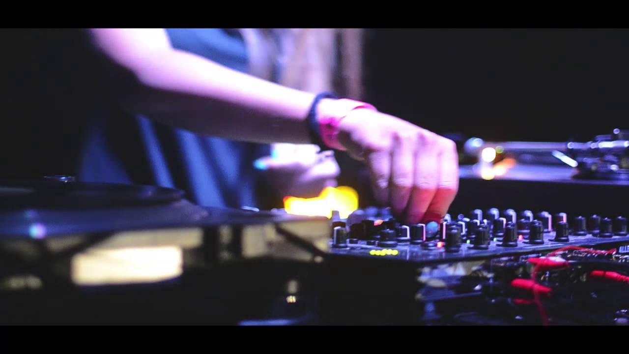 Sonja Moonear @ Serendipity Club 27 09 2014