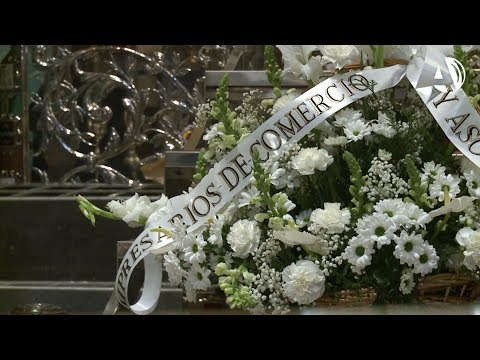 ECOS lleva flores a la Virgen del Pilar con motivo del 1980 aniversario de su Venida