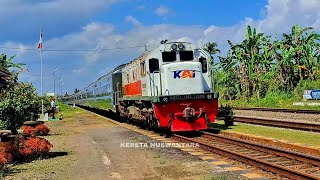 Kereta Api Ngebut di Tikungan! Getaran & Suara Asli
