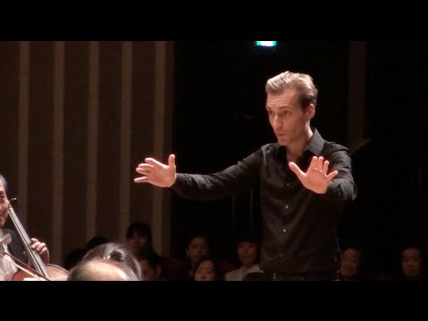 Mozart Violin Concerto by Christoph and Stephan Koncz