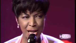 Watch Natalie Cole Paper Moon video