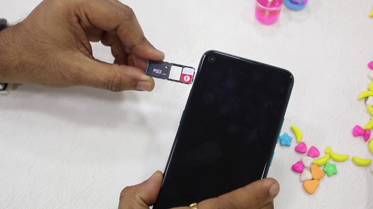 How To Insert Sim And Sd Card In Vivo Z1 Pro Youtube