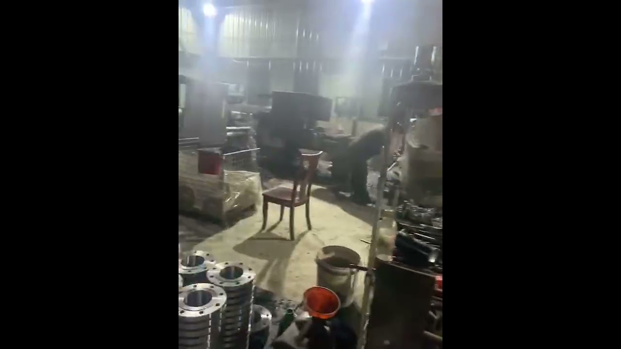 Work together for clients. Flanges on machining. ANSI B16.5.ASTM A105.