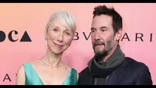 Keanu Reeves and Girlfriend Alexandra Grant Share a Kiss During Rare Red Carpet Date Night