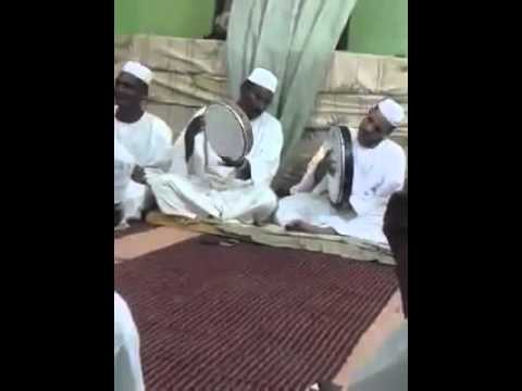 للمحبوب بي محنةالمادح محمد طاهر الجعلي للطيب مختار