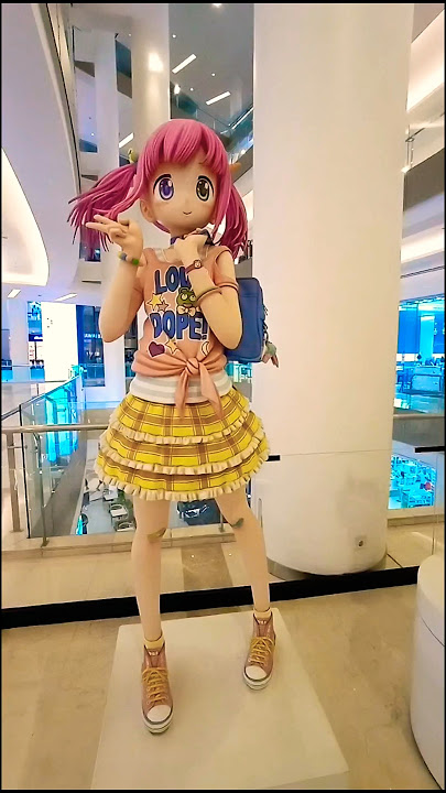 Karin gadis yang ceria