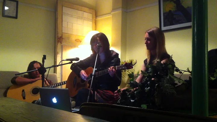 Ruby Farley singing 'Bloom' at the pear cafe, Bris...