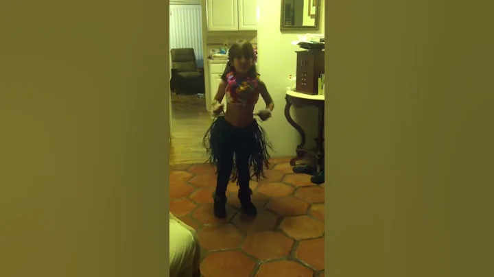 Loo-Who as a hula girl for halloween