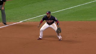 DET@CLE: Ramirez starts 5-4-3 double play in the 7th
