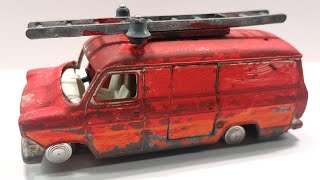 Dinky renowacja Ford Transit Fire Service nr 271. Zabawka model odlewany.