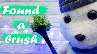 ASMR Found A Brush - Arpoe ASMR | Tingles | Whispers | Relaxing