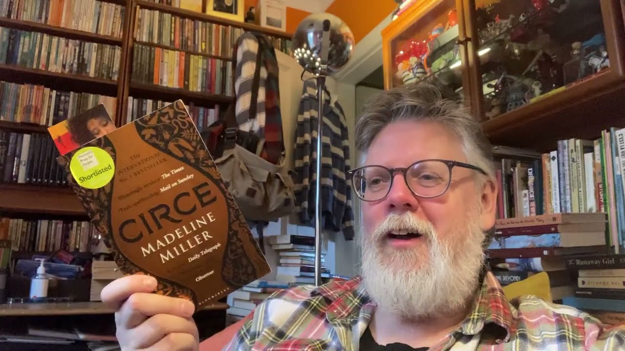 В феврале буду читать фэнтези!