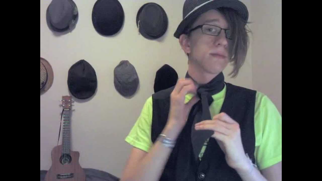 How To Tie A Victorian Cravat 