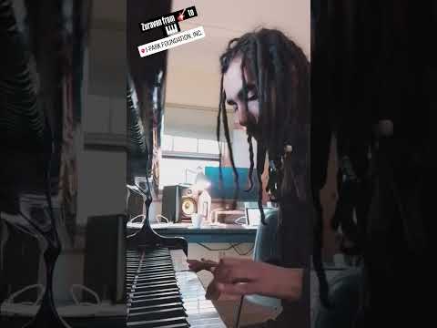 When a guitar player tries to play his song on piano 🎹