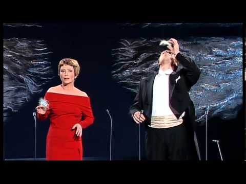 Christine Schäfer and Simon Keenlyside sing "Bei Männern, welche Liebe fühlen."