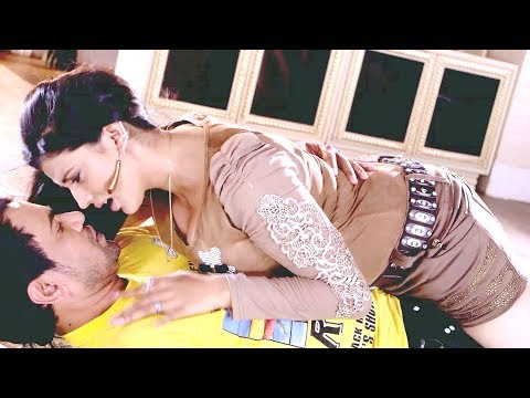 Dinesh Lal Yadav "Nirahua " और Akshara Singh का सबसे जबरदस्त गाना 2019 | अपना गोदिया में ले ला बालमा