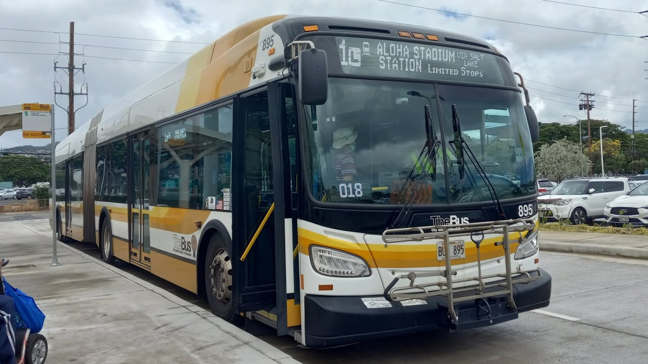 TheBus Honolulu (HI) Route 1L Halawa Skyline Station Bus 895