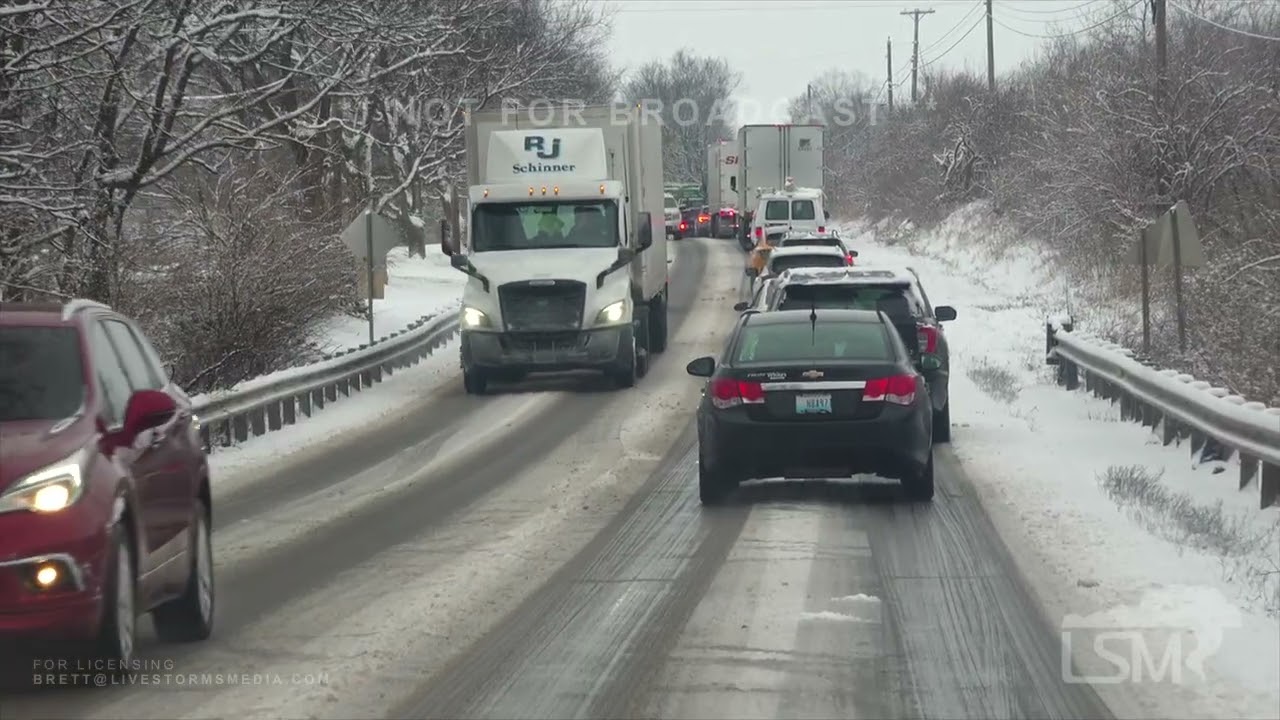 12-12-2025 Lexington, KY - Winter Storm Multiple Vehicles off road