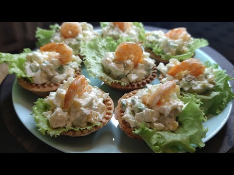 Видео рецепт Тарталетки с творожным сыром, авокадо и креветками