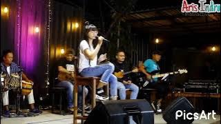 Pergi Hilang Dan Lupakan.Esa Risty ||Terbaru