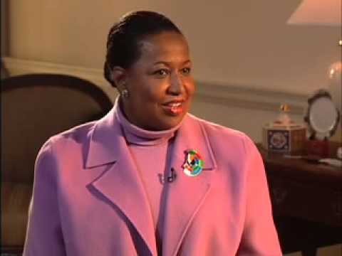 Deciding to Become a Lawyer - Carol Moseley Braun camera iphone 8 plus apk