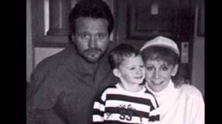 Download Lagu Angel's Lullaby-Reba and Shelby MP3